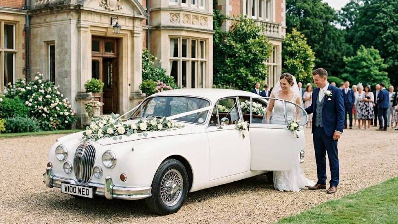 Delhi Wedding Cars | Luxury Wedding Car Rental in Delhi NCR